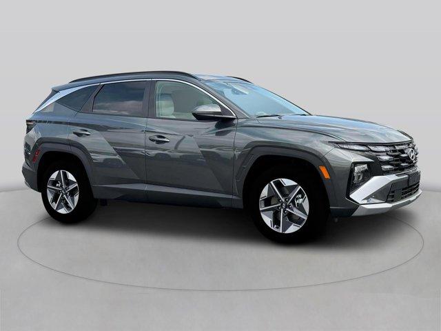 new 2025 Hyundai Tucson Hybrid car, priced at $36,965