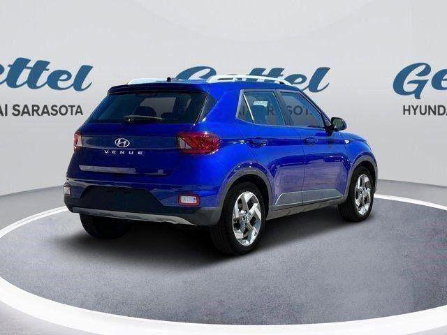 new 2025 Hyundai Venue car, priced at $23,568