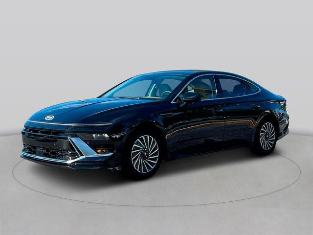 new 2025 Hyundai Sonata Hybrid car