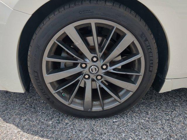 used 2019 Nissan Maxima car, priced at $25,598