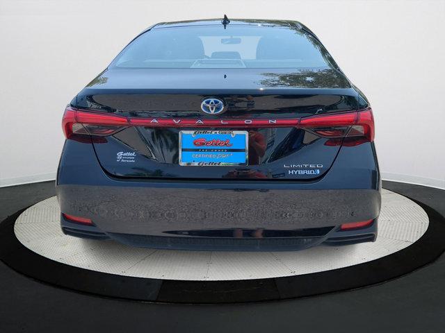 used 2020 Toyota Avalon Hybrid car, priced at $30,991