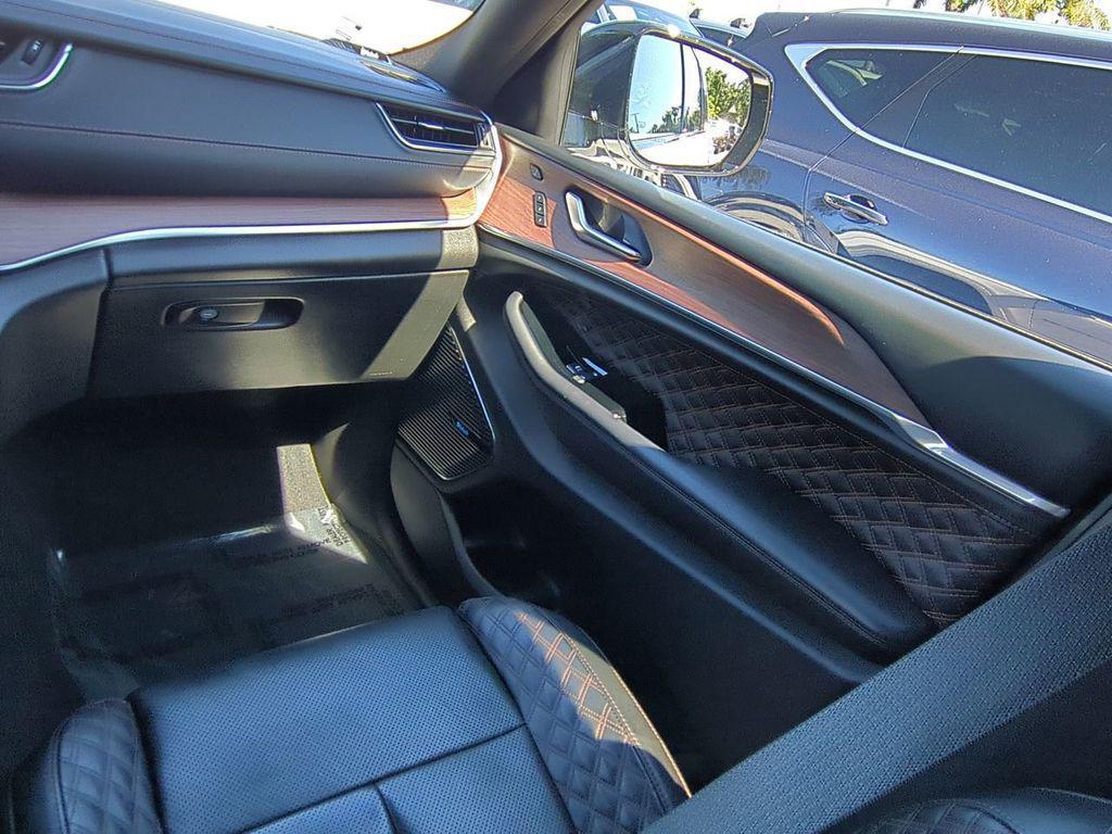 used 2022 Jeep Grand Cherokee car, priced at $38,750