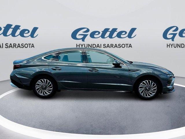 new 2024 Hyundai Sonata Hybrid car, priced at $35,240