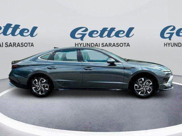 new 2025 Hyundai Sonata car, priced at $28,658