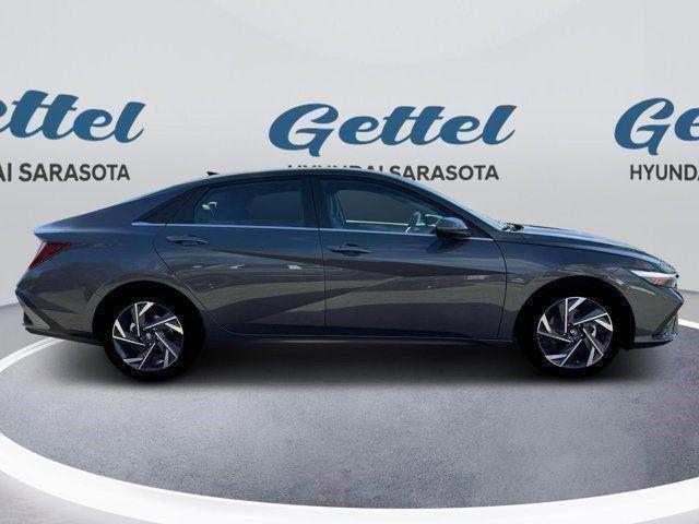 new 2025 Hyundai Elantra car, priced at $25,789