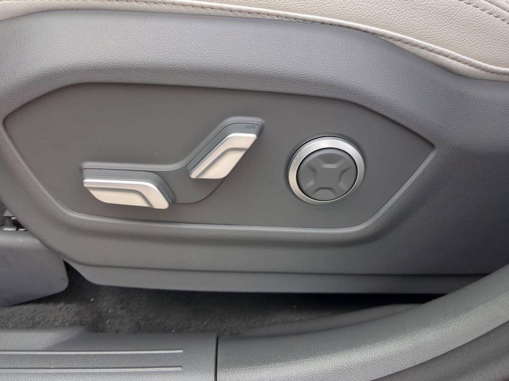 used 2024 Hyundai Santa Fe car, priced at $34,615