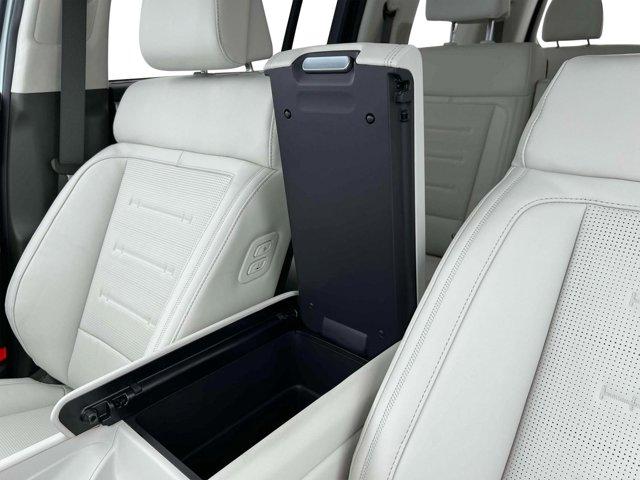 new 2025 Hyundai SANTA FE HEV car, priced at $47,122