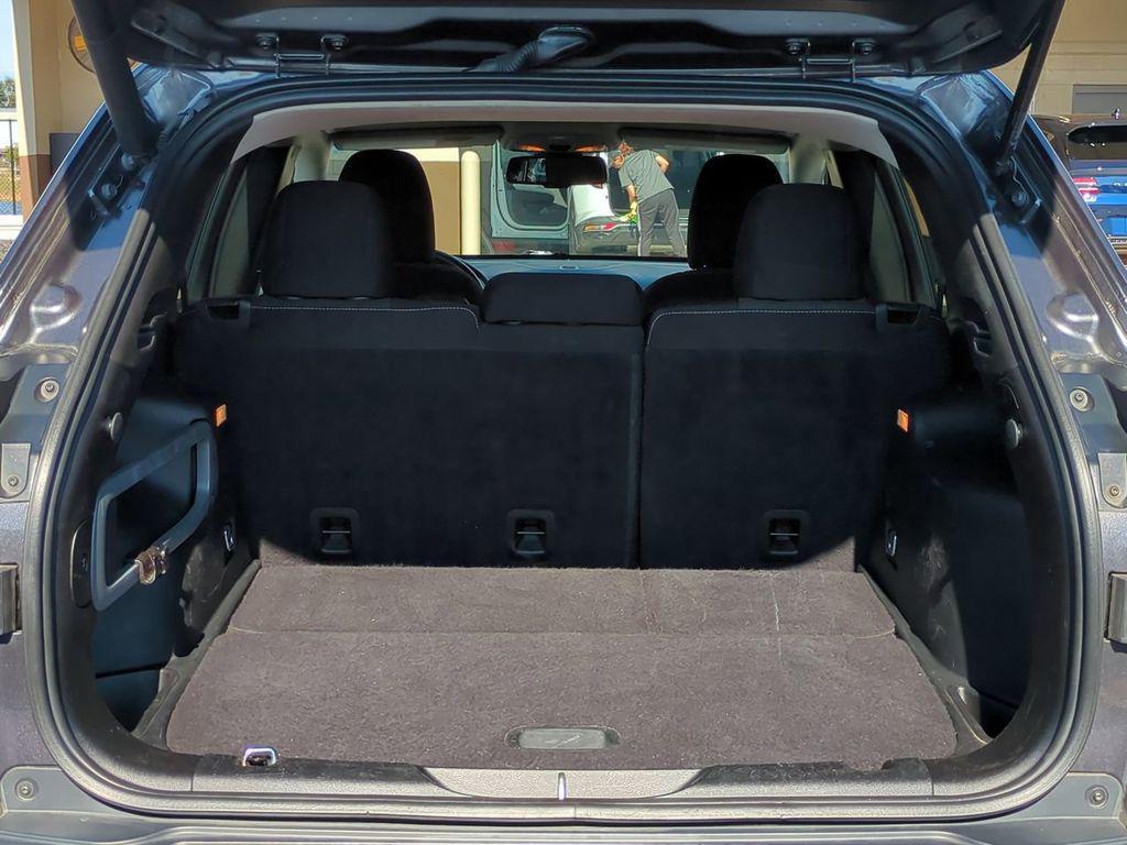 used 2015 Jeep Cherokee car, priced at $10,268