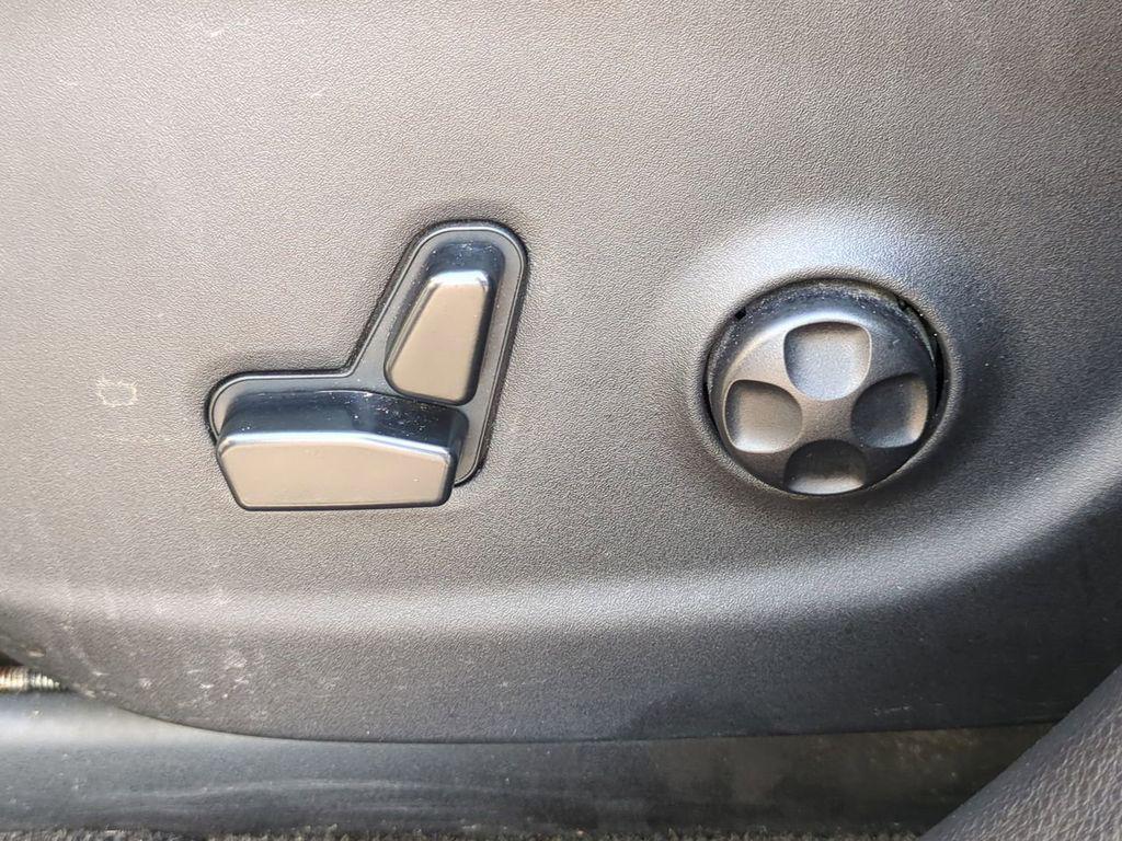 used 2015 Jeep Cherokee car, priced at $10,268