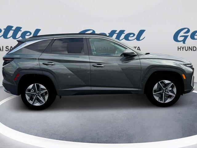new 2025 Hyundai TUCSON Hybrid car, priced at $37,090