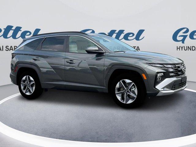 new 2025 Hyundai TUCSON Hybrid car, priced at $37,090