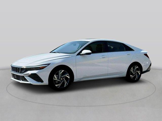 new 2025 Hyundai Elantra HEV car