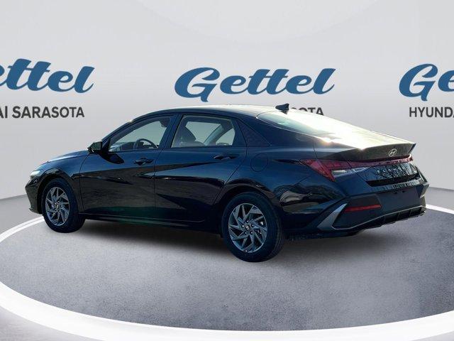new 2025 Hyundai ELANTRA HEV car, priced at $27,100