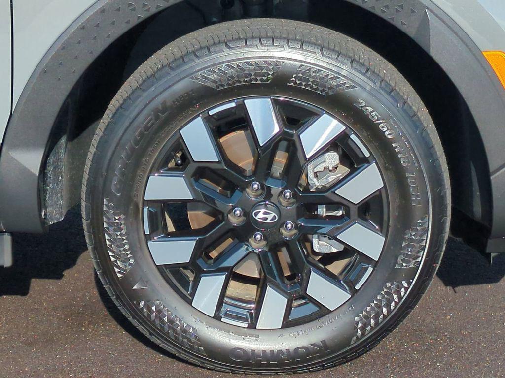 used 2025 Hyundai SANTA CRUZ car, priced at $29,190
