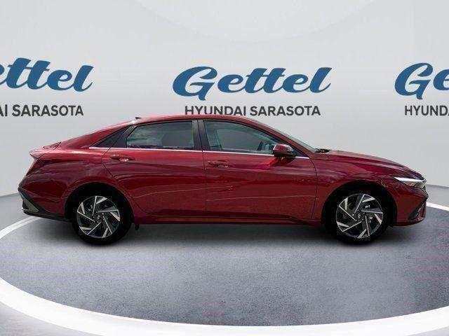 new 2025 Hyundai Elantra car, priced at $26,259