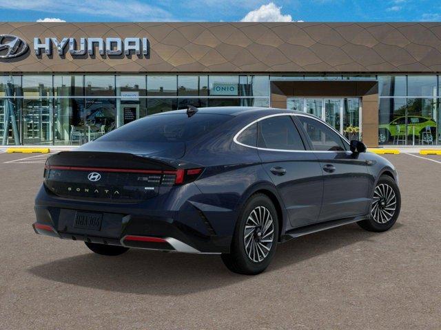 new 2025 Hyundai Sonata Hybrid car, priced at $38,175