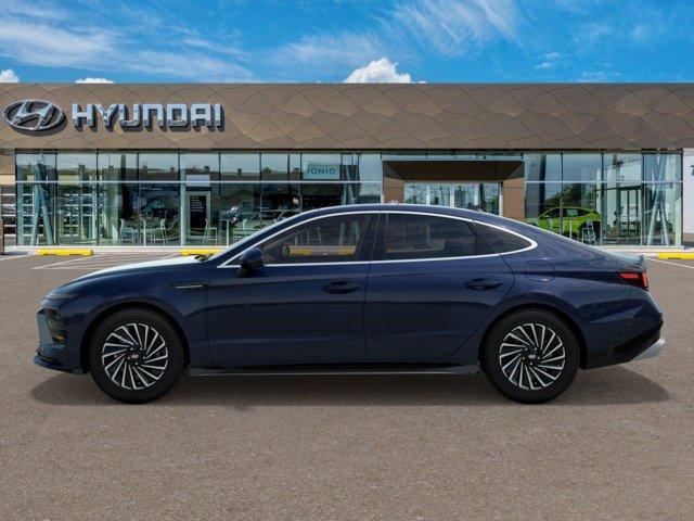 new 2025 Hyundai Sonata Hybrid car, priced at $38,175