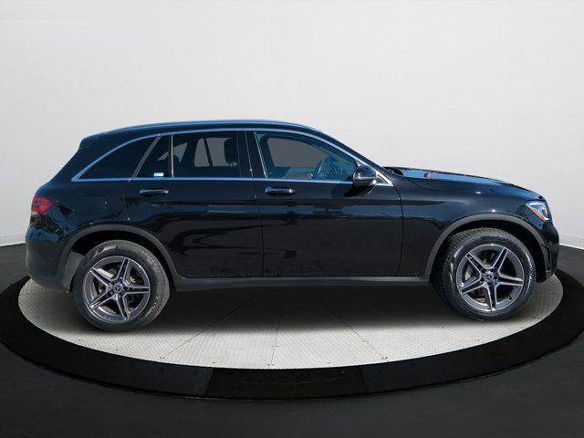 used 2022 Mercedes-Benz GLC 300 car, priced at $31,914