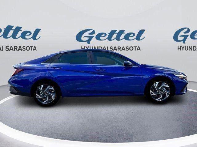 new 2025 Hyundai Elantra car, priced at $25,789
