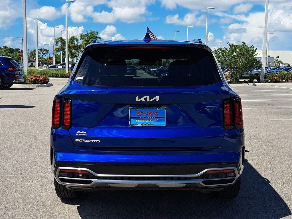 used 2023 Kia Sorento car, priced at $25,232