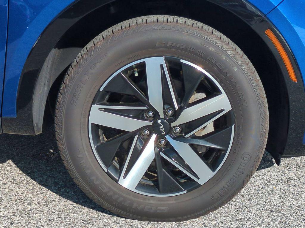 used 2023 Kia Sorento car, priced at $23,795