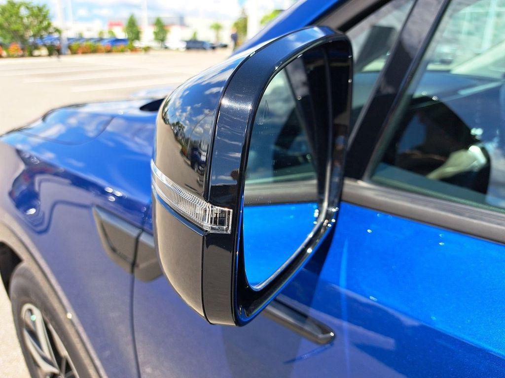 used 2023 Kia Sorento car, priced at $25,232