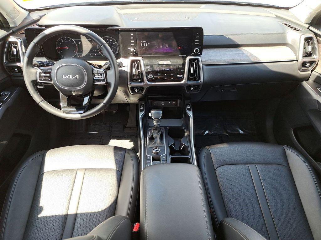 used 2023 Kia Sorento car, priced at $25,232
