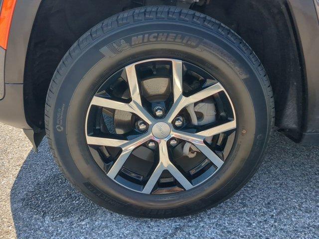 used 2023 Jeep Grand Cherokee car, priced at $29,356