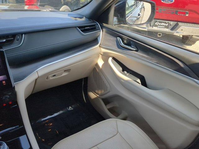 used 2023 Jeep Grand Cherokee car, priced at $29,356