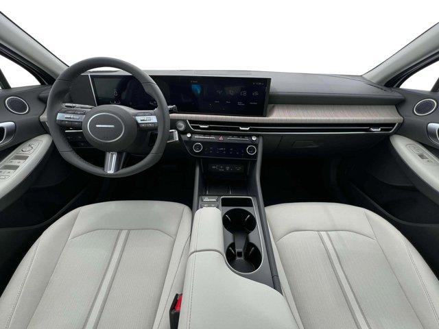 new 2025 Hyundai Sonata Hybrid car, priced at $32,815