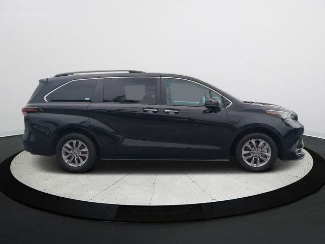 used 2023 Toyota Sienna car, priced at $40,989