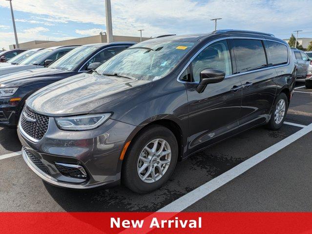 used 2021 Chrysler Pacifica car, priced at $18,581