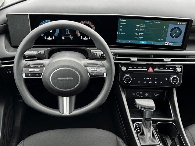 new 2025 Hyundai Tucson car
