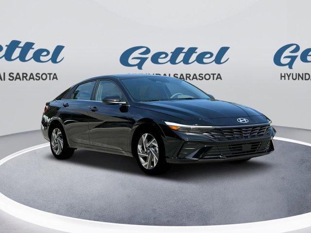 new 2025 Hyundai Elantra car, priced at $27,605
