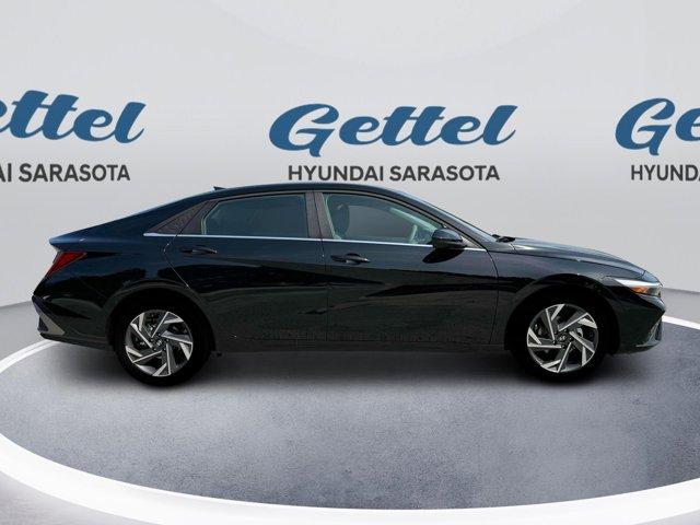 new 2025 Hyundai Elantra car, priced at $27,605