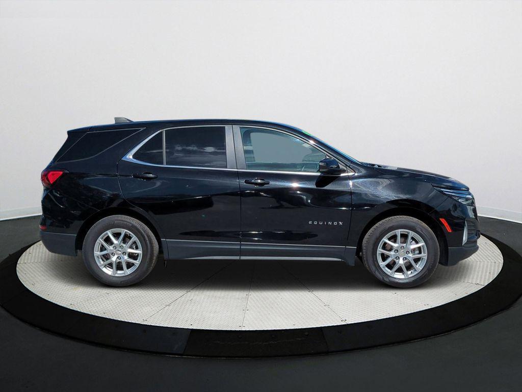 used 2024 Chevrolet Equinox car, priced at $18,990