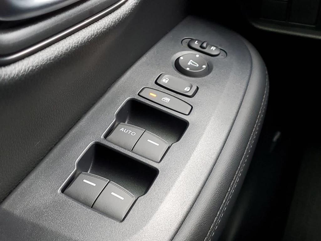 new 2025 Honda HR-V car