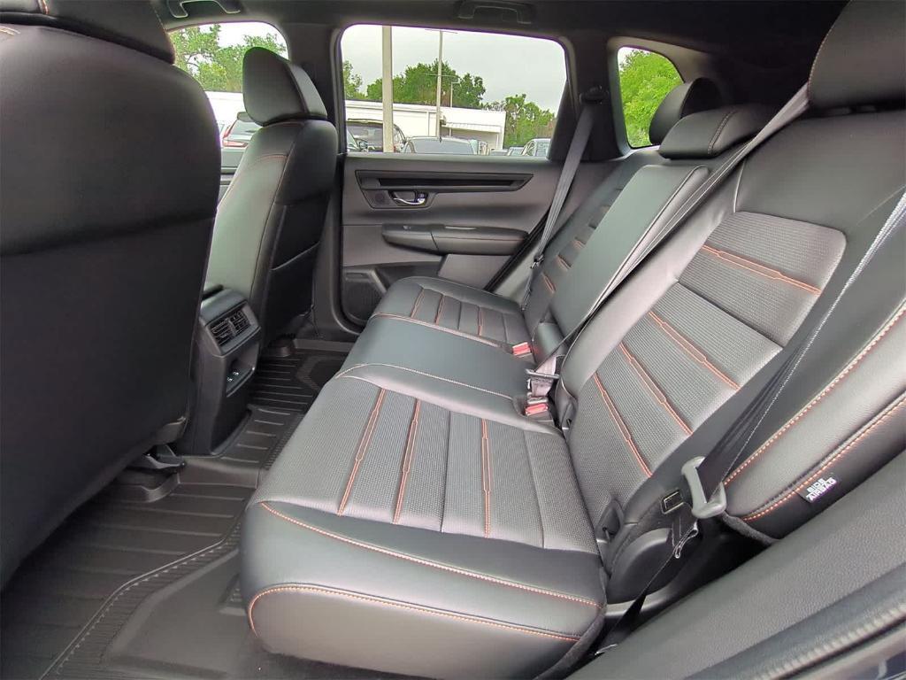 new 2025 Honda CR-V Hybrid car, priced at $39,329