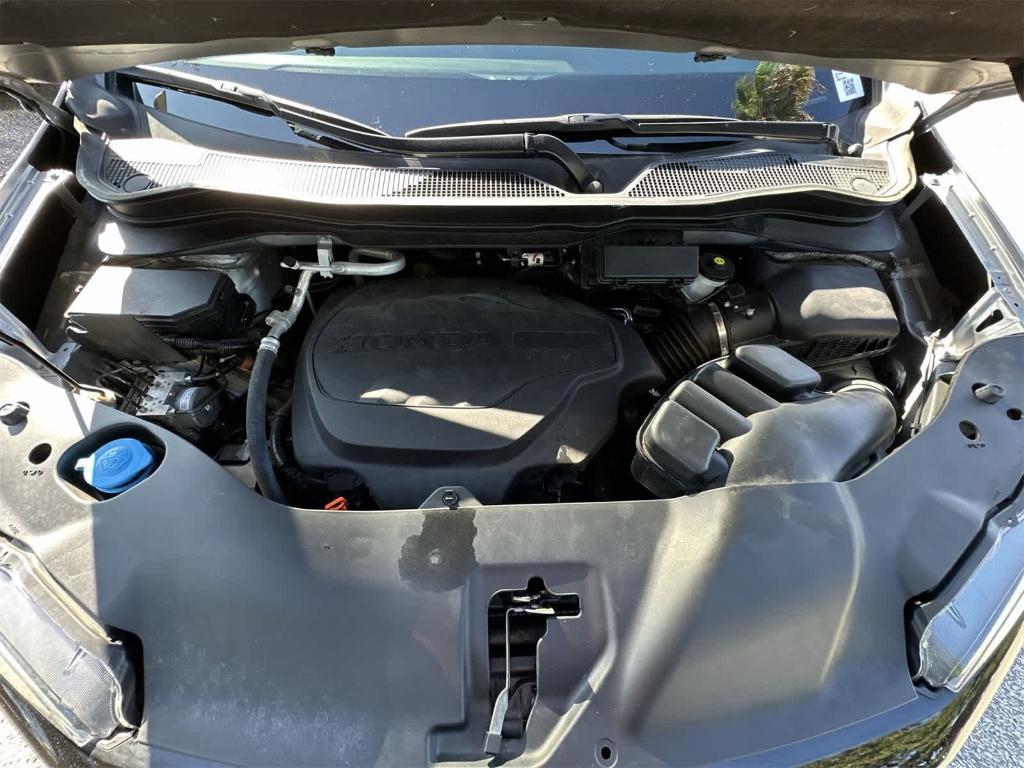 used 2022 Honda Pilot car, priced at $28,739