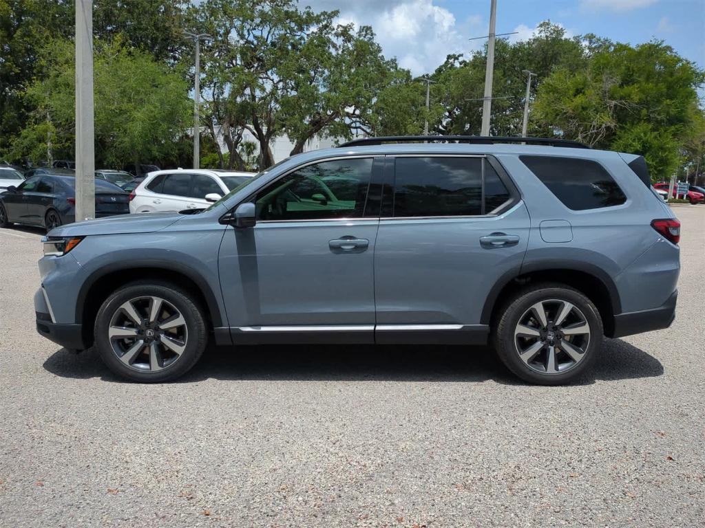 new 2025 Honda Pilot car, priced at $49,445
