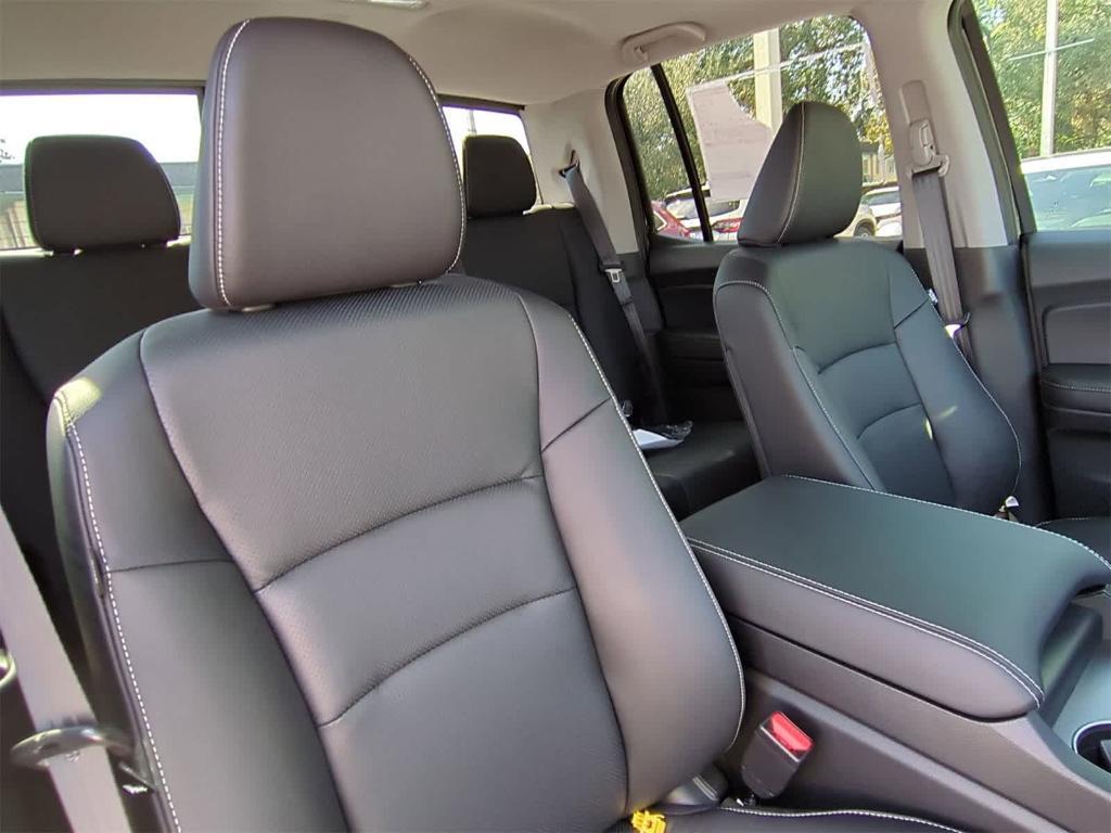 new 2025 Honda Ridgeline car, priced at $38,102