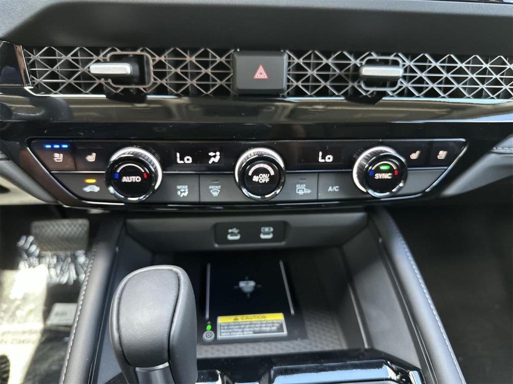 new 2025 Honda Accord Hybrid car, priced at $38,620