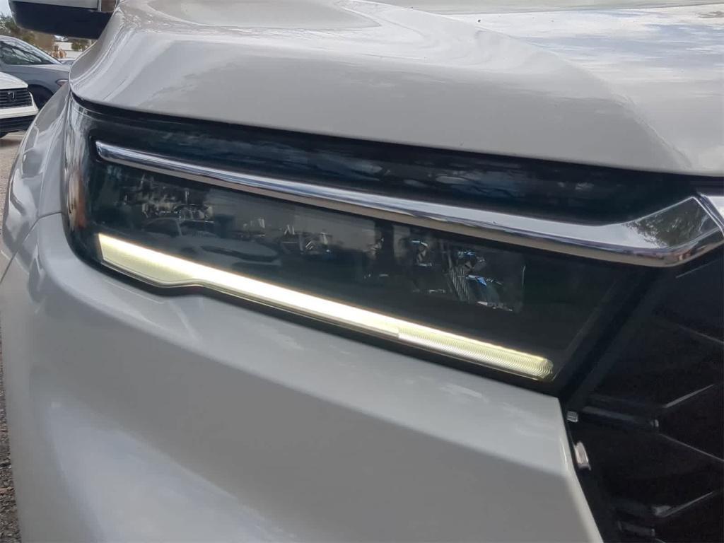 new 2025 Honda Pilot car, priced at $44,648
