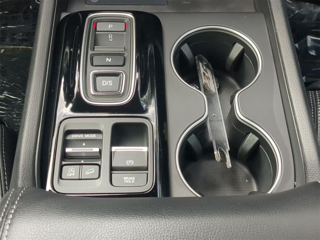 new 2025 Honda Pilot car, priced at $47,429