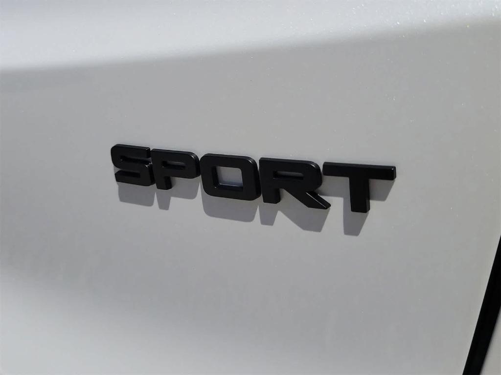 new 2025 Honda CR-V Hybrid car, priced at $39,270