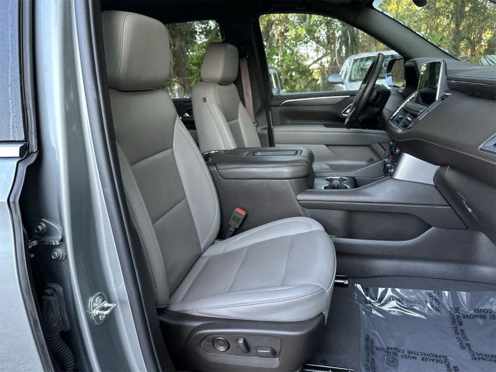 used 2024 Chevrolet Suburban car, priced at $51,999