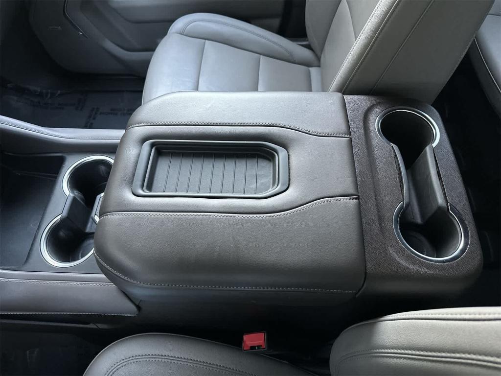 used 2024 Chevrolet Suburban car, priced at $51,999