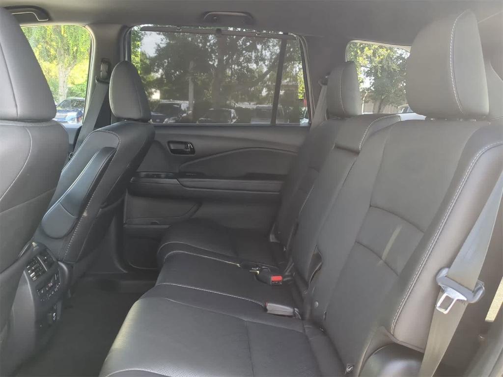 used 2022 Honda Passport car, priced at $29,745