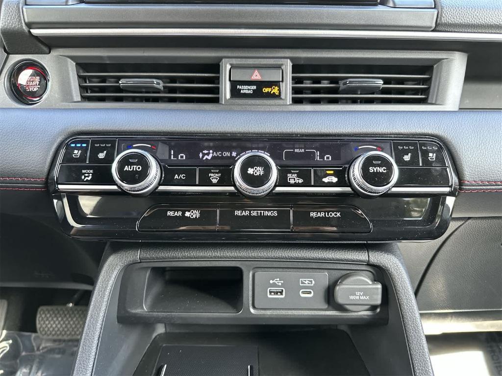 used 2025 Honda Pilot car, priced at $50,107