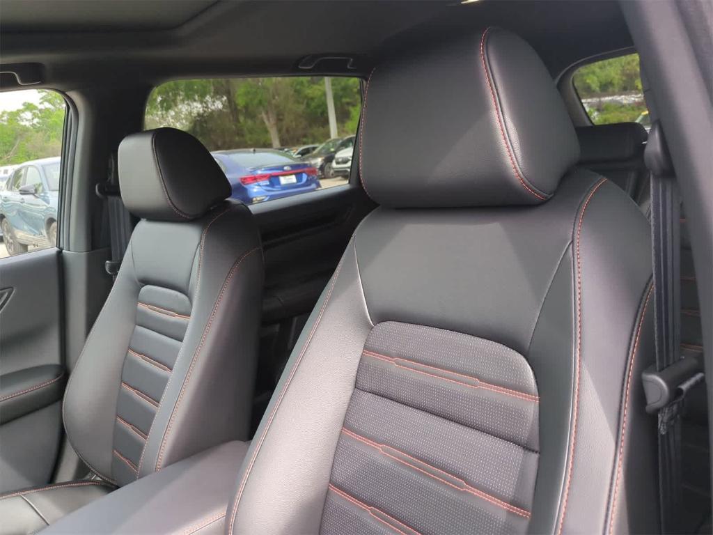 new 2025 Honda CR-V Hybrid car, priced at $38,838